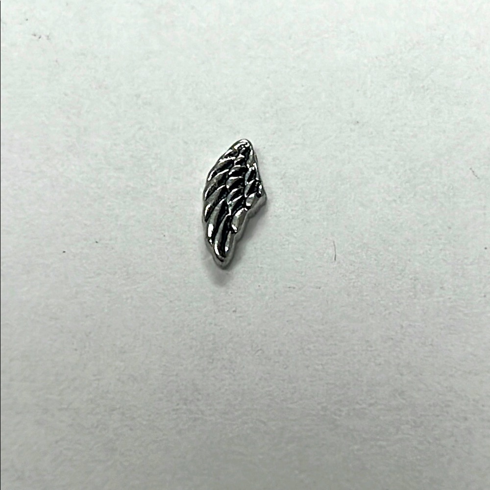 Origami Owl angel wing charm living locket retired
